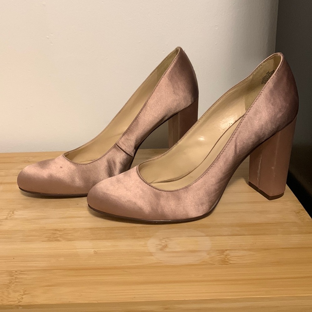 Nine West rose gold satin heels